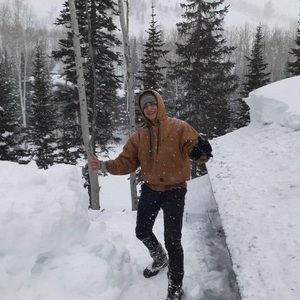 Meet your Posher, Manuel stuar